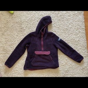 The North Face Campshire pullover hoodie